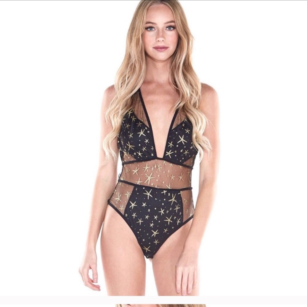 Iheartraves bodysuit